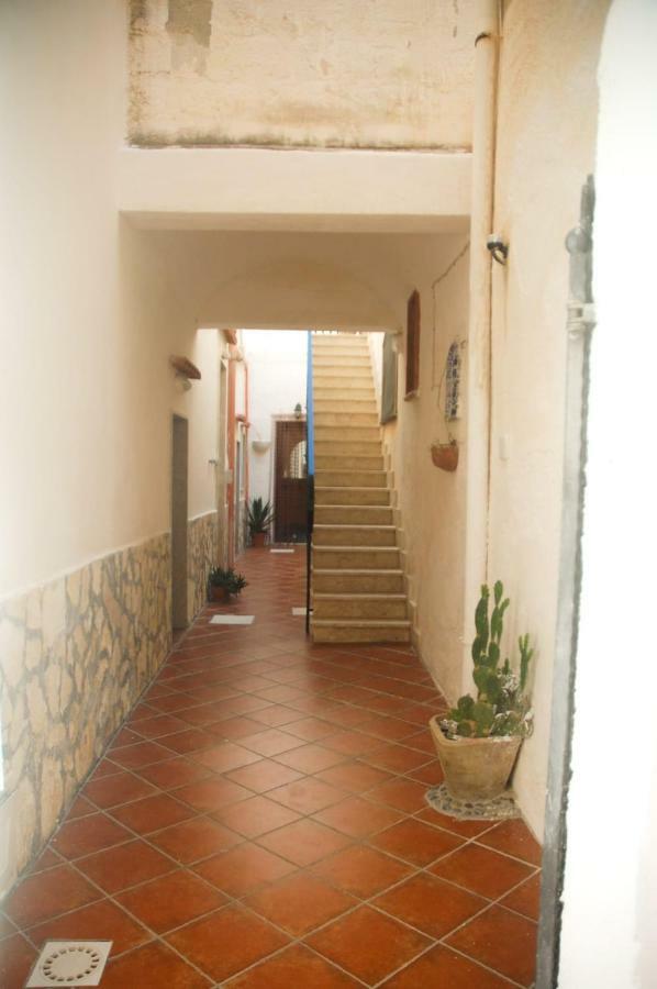 Giulia E Pietro - Marettimo Apartments Εξωτερικό φωτογραφία